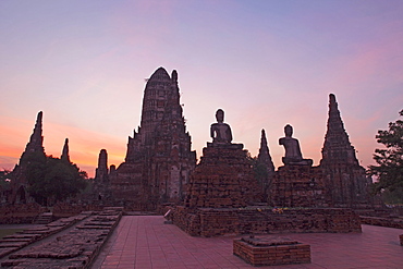 Wat Chai Wattanaram at dusk, UNESCO World Heritage Site, Ayutthaya Historical Park, Ayutthaya, Thailand, Southeast Asia, Asia