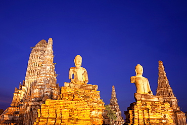 Wat Chai Wattanaram at dusk, UNESCO World Heritage Site, Ayutthaya Historical Park, Ayutthaya, Thailand, Southeast Asia, Asia