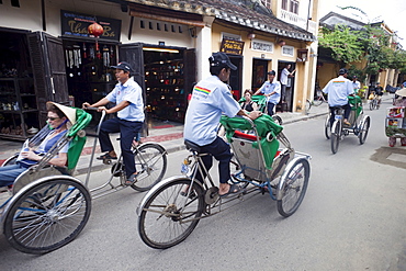 Trishaws, Hoi An, Vietnam, Indochina, Southeast Asia, Asia