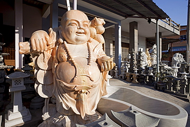 Marble Buddha statue for sale, Marble Mountain, Hoi An, Vietnam, Indochina, Southeast Asia, Asia