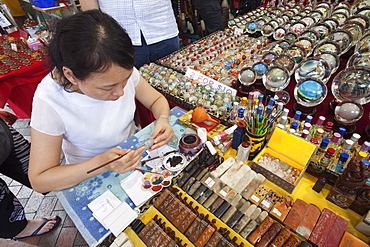 Glass painting, Chinatown, Singapore, Southeast Asia, Asia