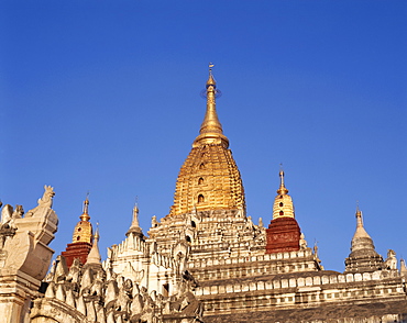 Ananda Temple, Bagan, Myanmar (Burma), Asia