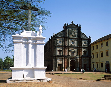 Basilica of Bom Jesus, UNESCO World Heritage Site, Old Goa, Goa, India, Asia