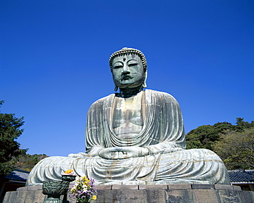 The Great Buddha (Daibutsu), Kamakura, Honshu, Japan, Asia