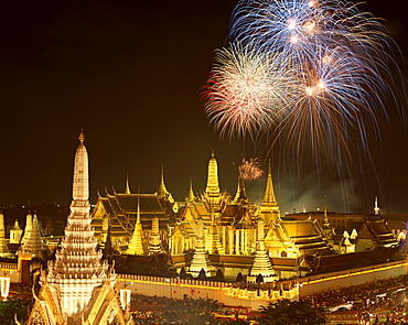 Fireworks at night over Wat Phra Kaeo, Grand Palace, Bangkok, Thailand, Southeast Asia, Asia