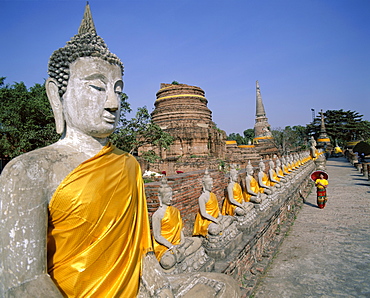 Line of Buddha statues, Wat Yai Chai Mongkhon, Ayutthaya, UNESCO World Heritage Site, Thailand, Southeast Asia, Asia