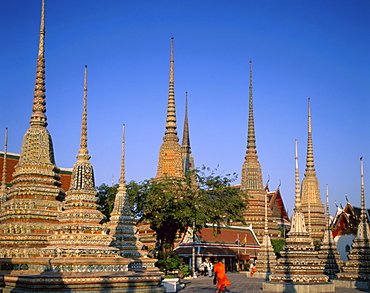 Chedis, Wat Pho, Bangkok, Thailand, Southeast Asia, Asia