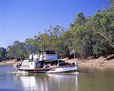 Paddlesteamer on the Murray River, Echuca, Victoria, Australia, Pacific