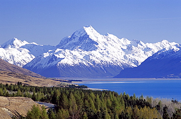 Lake Pukaki, Mount Cook, The Southern Alps, Pukaki, South Island, New Zealand, Pacific