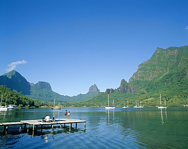 Cooks Bay, Moorea, Society Islands, French Polynesia, South Pacific, Pacific