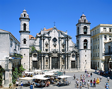 San Cristobal Cathedral (Catedral de San Cristobal), Havana (Habana), Cuba, West Indies, Central America