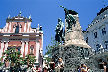 Preseren statue and The Franciscan Church, Preseren Square, Ljubljana, Slovenia, Europe