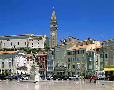 Town Square, Piran, Primorska Region, Slovenia, Europe