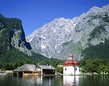 Konigsee Lake, St. Bartholoma Chapel and the Alps, Bavaria, Berchtesgadener Land, Germany, Europe