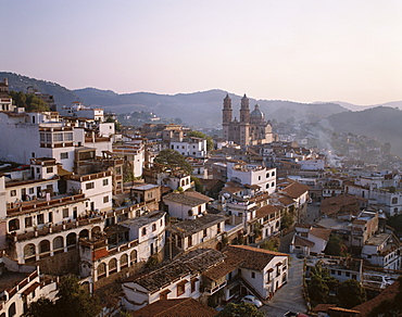 City skyline and Santa Prisca church, Taxco, Mexico, North America