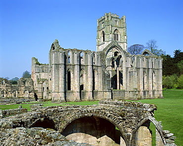 Fountains Abbey, UNESCO World Heritage Site, Ripon, North Yorkshire, England, United Kingdom, Europe