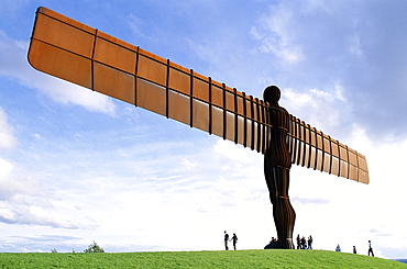 Angel of the North statue, sculptor Antony Gormley, Gateshead, Tyne and Wear, England, United Kingdom, Europe