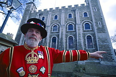 Beefeater at Tower of London, London, England, United Kingdom, Europe