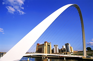 Gateshead Millennium Bridge, Gateshead, Newcastle, Tyne and Wear, England, United Kingdom, Europe