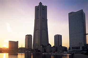 Minatomirai at sunset, Yokohama Pier, Yokohama, Honshu, Japan, Asia