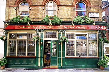 Typical pub exterior, Marylebone, London, England, United Kingdom, Europe