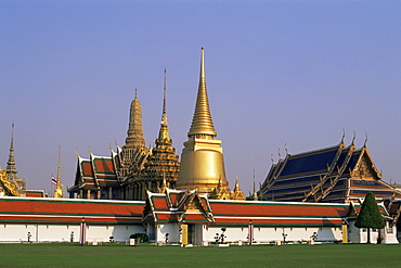 Wat Phra Kaeo, Grand Palace, Bangkok, Thailand, Southeast Asia, Asia