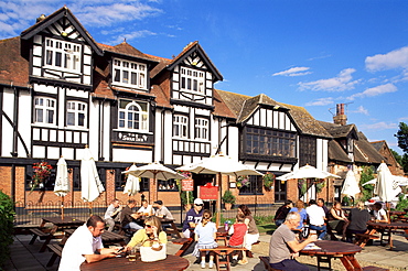 Riverside pub at Horning, Norfolk Broads, Norfolk, England, United Kingdom, Europe