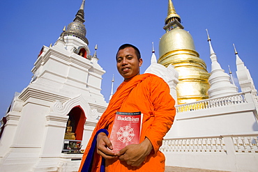 Monk at Wat Suan Dok, Chiang Mai, Thailand, Southeast Asia, Asia