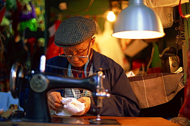 Elderly tailor on Pottinger Street, Central, Hong Kong, China, Asia