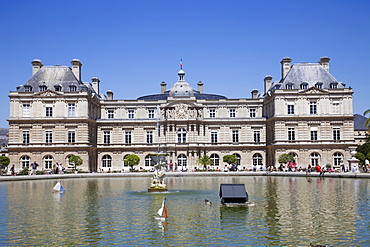 The Senate, Luxembourg Palace, Luxembourg Gardens, Paris, France, Europe