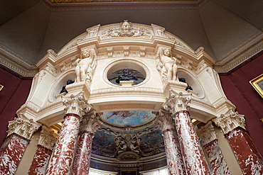 The Paintings Gallery (Gallerie de Peintures), Chateau de Chantilly, Chantilly, Ile de France, France, Europe