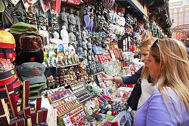 Souvenir stall on Wangfujing Street, Beijing, China, Asia