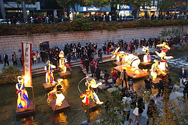 Lantern Festival held annually in November, Seoul, South Korea, Asia