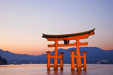 Torii Gate, Itsukushima Shrine, UNESCO World Heritage Site, Miyajima Island, Japan, Asia