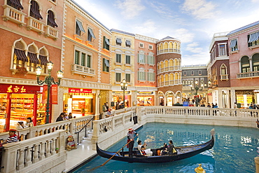 The Grand Shopping Canal, The Venetian Macao Hotel and Casino, Macau, China, Asia