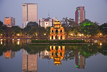 Hoan Kiem Lake and Turtle Pagoda, Hanoi, Vietnam, Indochina, Southeast Asia, Asia