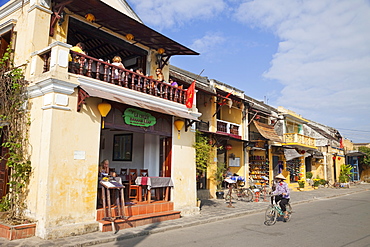 Cafes in the Old Town, Hoi An, Vietnam, Indochina, Southeast Asia, Asia