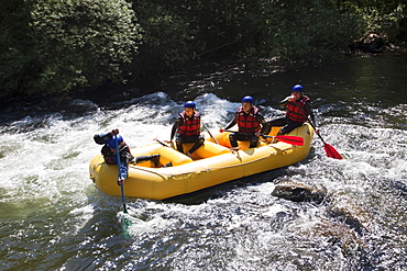 River rafting, Aude River, Aude, Languedoc-Roussillon, France, Europe