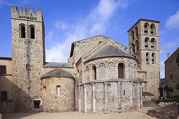 Caunes-Minervois Abbey, Caunes-Minervois, Aude, Languedoc-Roussillon, France, Europe