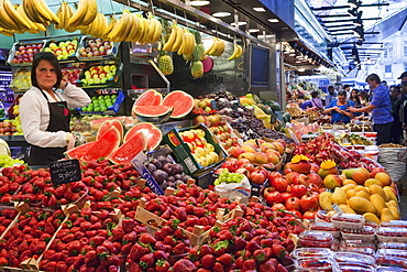 Fruit stall display, La Boqueria Market, The Ramblas, Barcelona, Catalonia, Spain, Europe