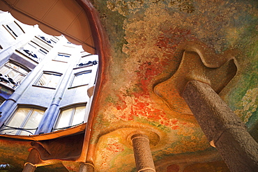 Interior ceiling detail, Casa Mila (La Pedrera), UNESCO World Heritage Site, Barcelona, Catalonia, Spain, Europe