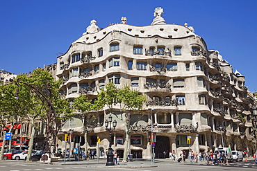 Casa Mila (La Pedrera), UNESCO World Heritage Site, Barcelona, Catalonia, Spain, Europe