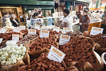 Chocolate stall, Borough Market, Southwark, London, England, United Kingdom, Europe