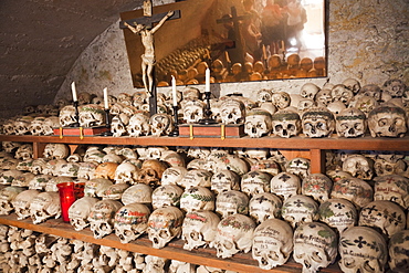 Skulls in the Charnel House, Chapel of St. Michael Church, UNESCO World Heritage Site, Hallstatt, Salzkammergut, Austria, Europe