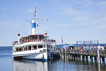 Tour boat on Lake Ammersee, Ammersee, Bavaria, Germany, Europe