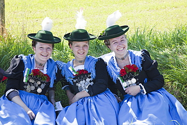 Girls in traditional Bavarian costume at Folklore Festival, Burghausen, Bavaria, Germany, Europe