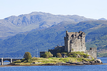 Eilean Donan Castle, Highlands, Scotland, United Kingdom, Europe