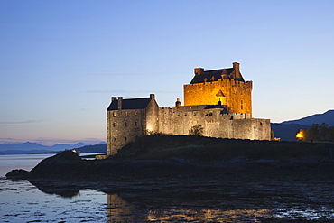 Eilean Donan Castle, Highlands, Scotland, United Kingdom, Europe