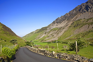 Empty road in Snowdonia National Park, Gwynedd, Wales, United Kingdom, Europe