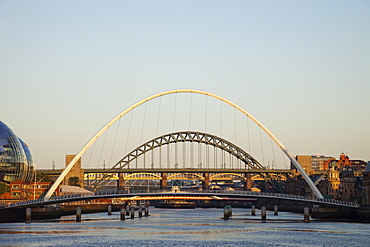 Gateshead Millennium Bridge, Gateshead, Newcastle, Tyne and Wear, England, United Kingdom, Europe